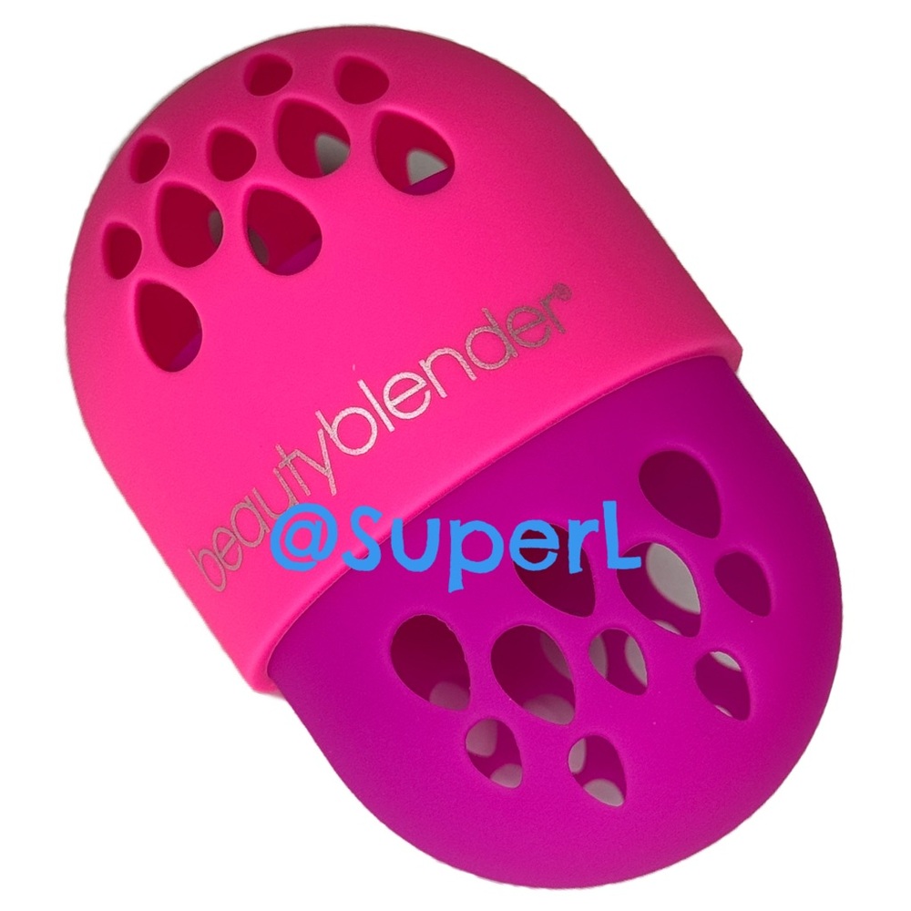 2/$15 NEW BeautyBlender Blender Defender Silicone Case